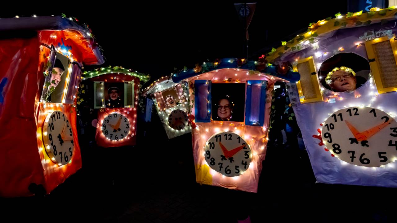 Lampkesoptocht in het Peeënrijk (foto: Caroline van Leusden/Eye4images).