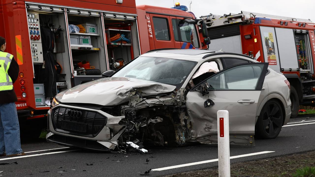 Automobilist komt om het leven bij ongeluk in Mill