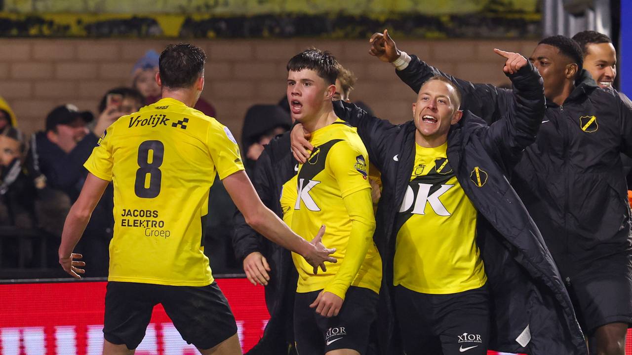 Pepijn Reulen (midden) was de gevierde man bij NAC (foto: Hans van der Valk/Orange Pictures).