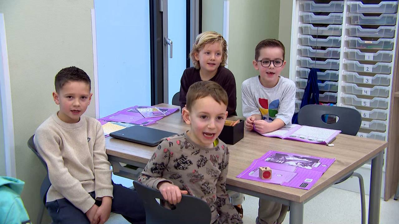 Kinderen zijn blij dat de Sint naar Grave komt