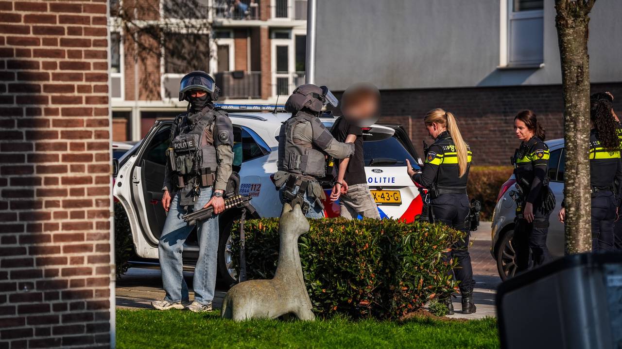 Man door het lint om uithuiszetting: zwaarbewapend arrestatieteam ingezet