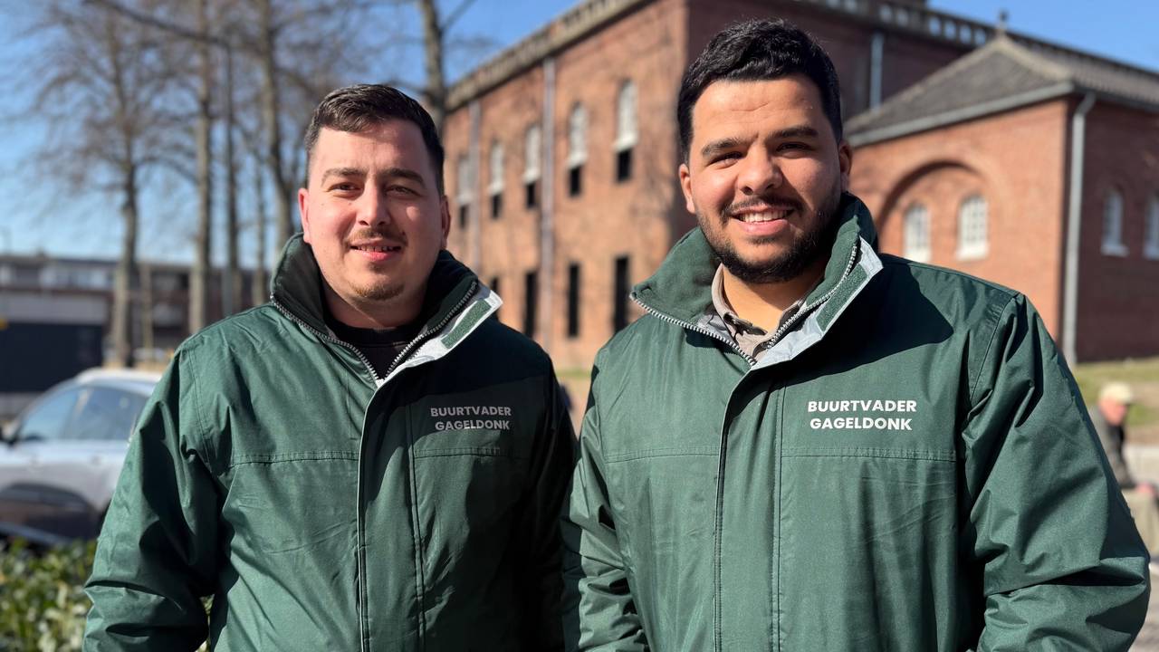 Buurtvaders Alperen Yilmaz en Adam Ahajaj (foto: Erik Peeters).