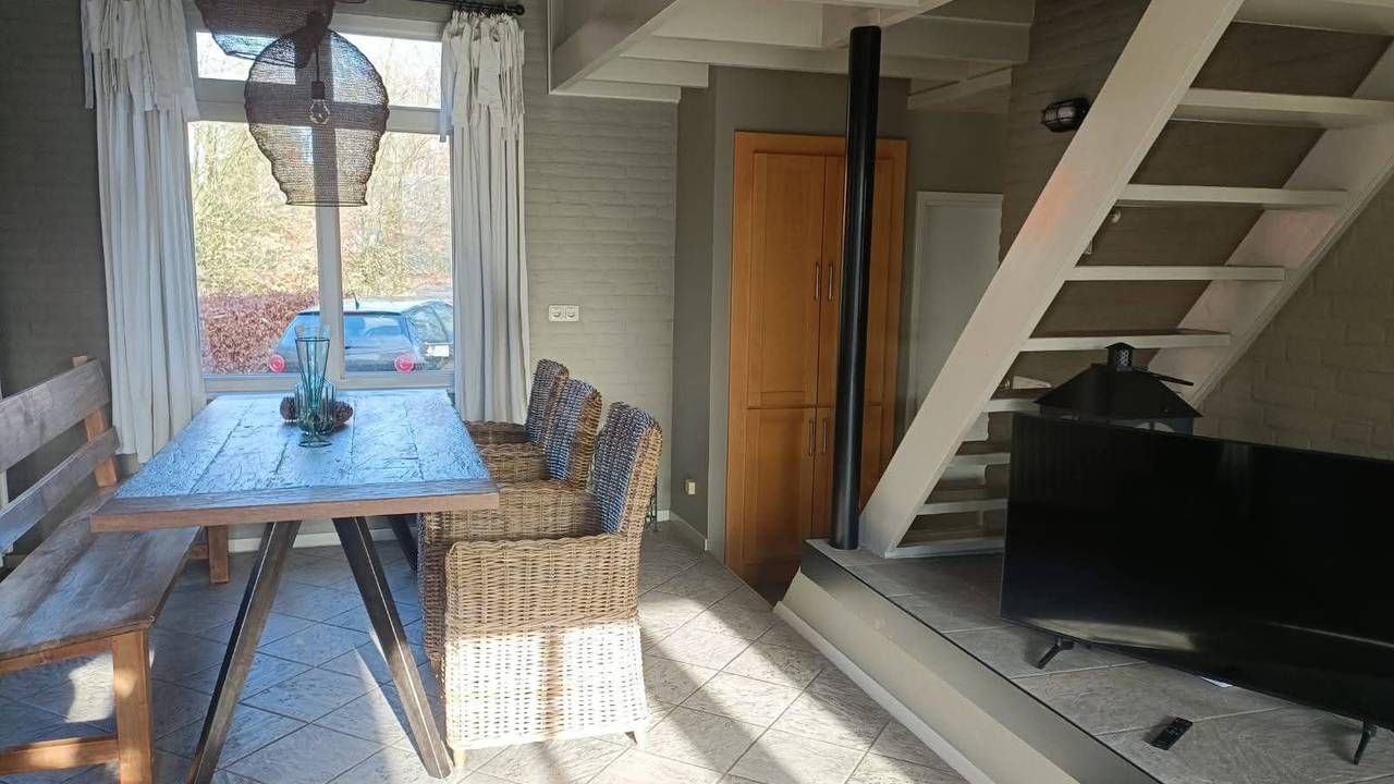 Foto's van een van de vakantiehuisjes die de vrouw zogenaamd verhuurd (foto: gedupeerden).