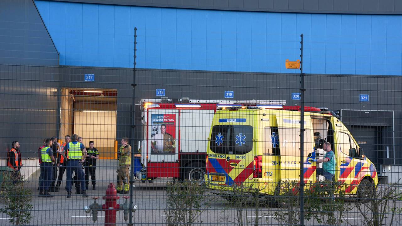Brand distributiecentrum Bol.com (foto: Erik Haverhals / Persbureau Heitink).