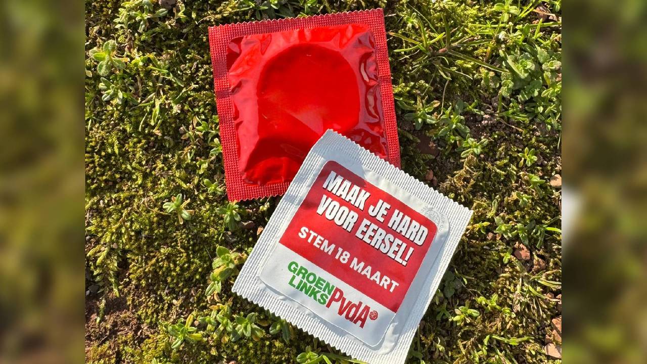 De condooms bedrukt met 'Maak je hard voor Eersel!' (Foto: Privéarchief.)