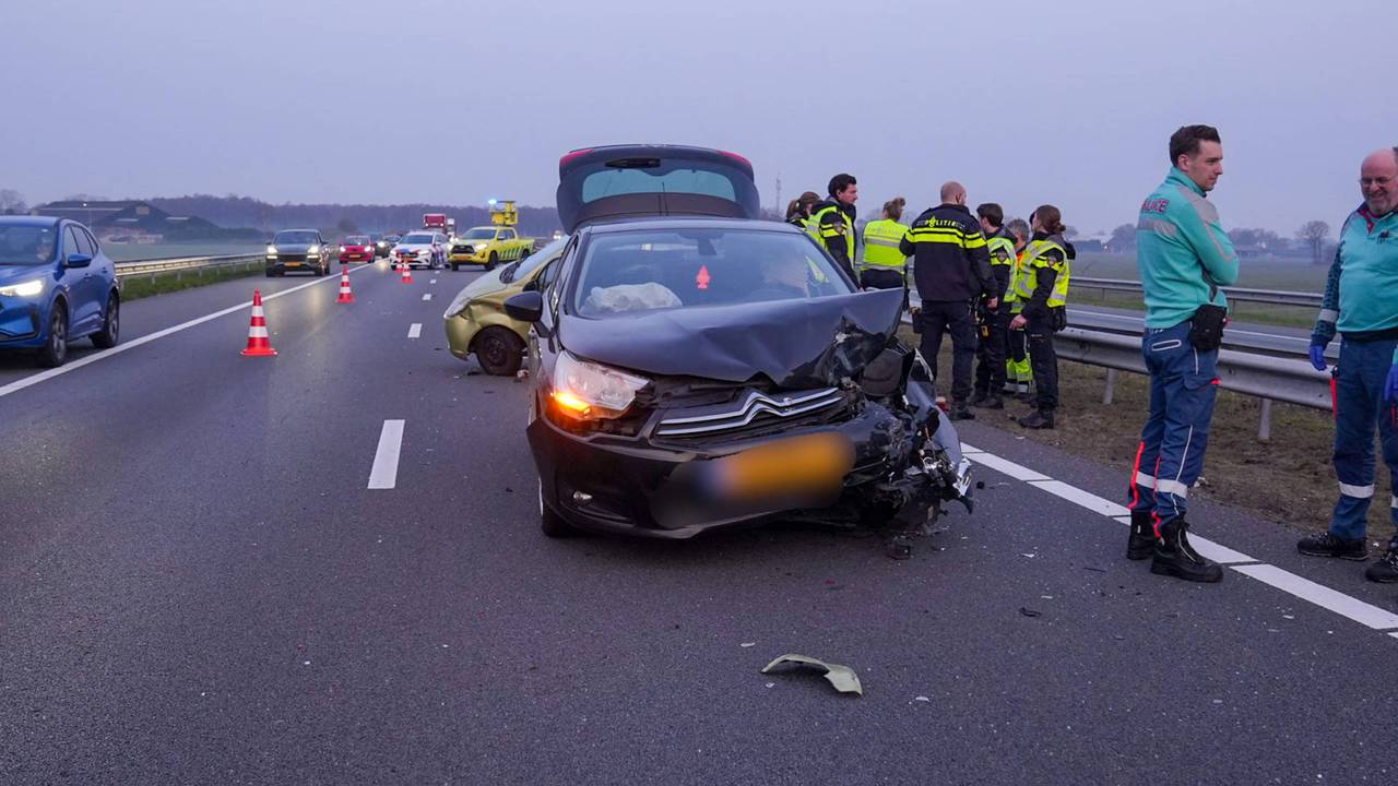 Gewonde bij botsing op A67 Helenaveen