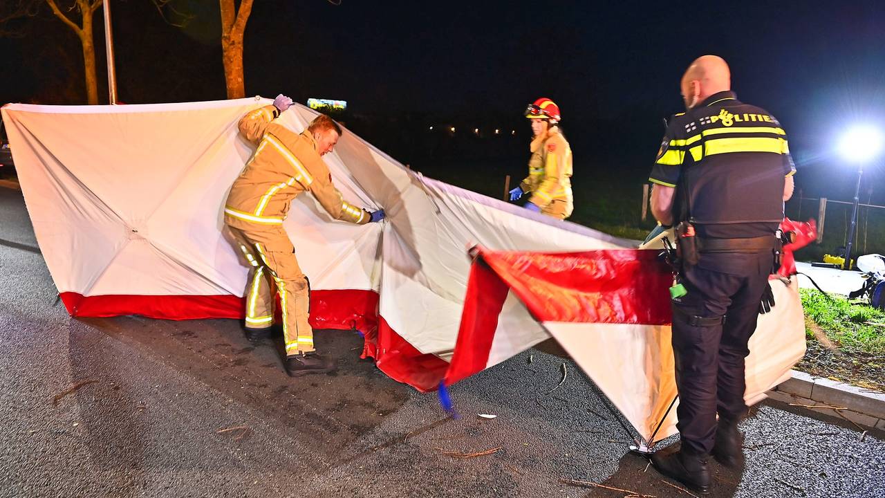 Motorrijder om het leven gekomen bij ongeluk in Valkenswaard (foto: Rico Vogels / Persbureau Heitink).