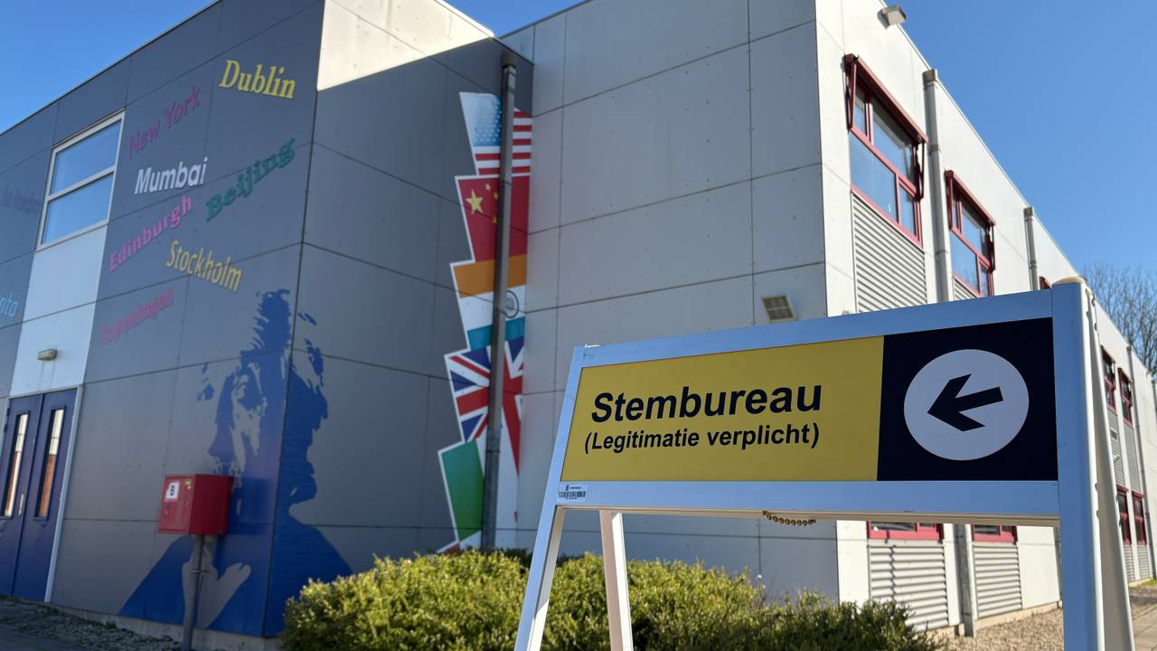 Op de internationale school van Baher kan gestemd worden (foto: Rogier van Son / Omroep Brabant).