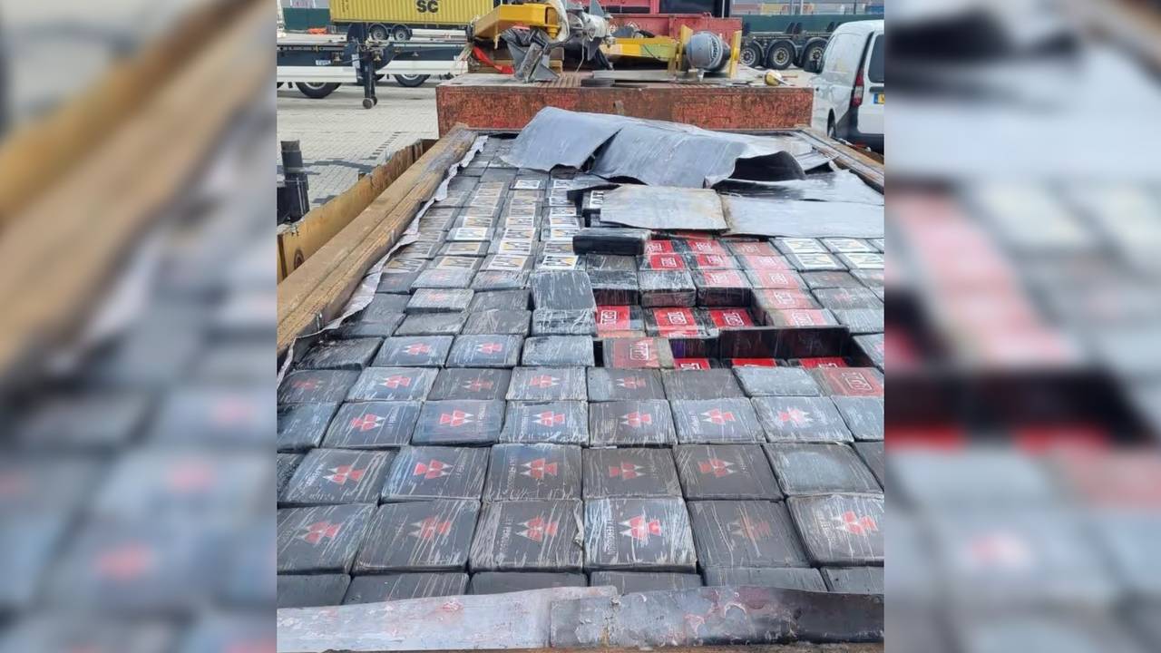 Het bovenaanzicht van de container waarin de drugs waren verstopt (foto: Openbaar Ministerie).