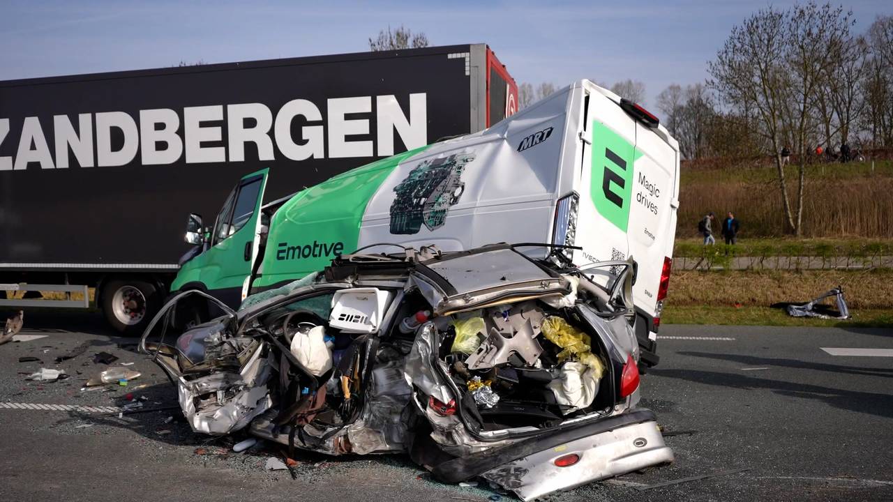 N279 tussen Veghel en Den Bosch dicht door zwaar ongeluk