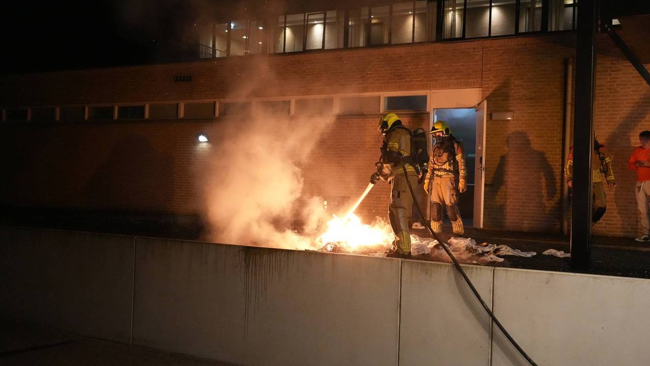 Brand in wasruimte hotel Van der Valk in Filze (foto: Persbureau Heitink).