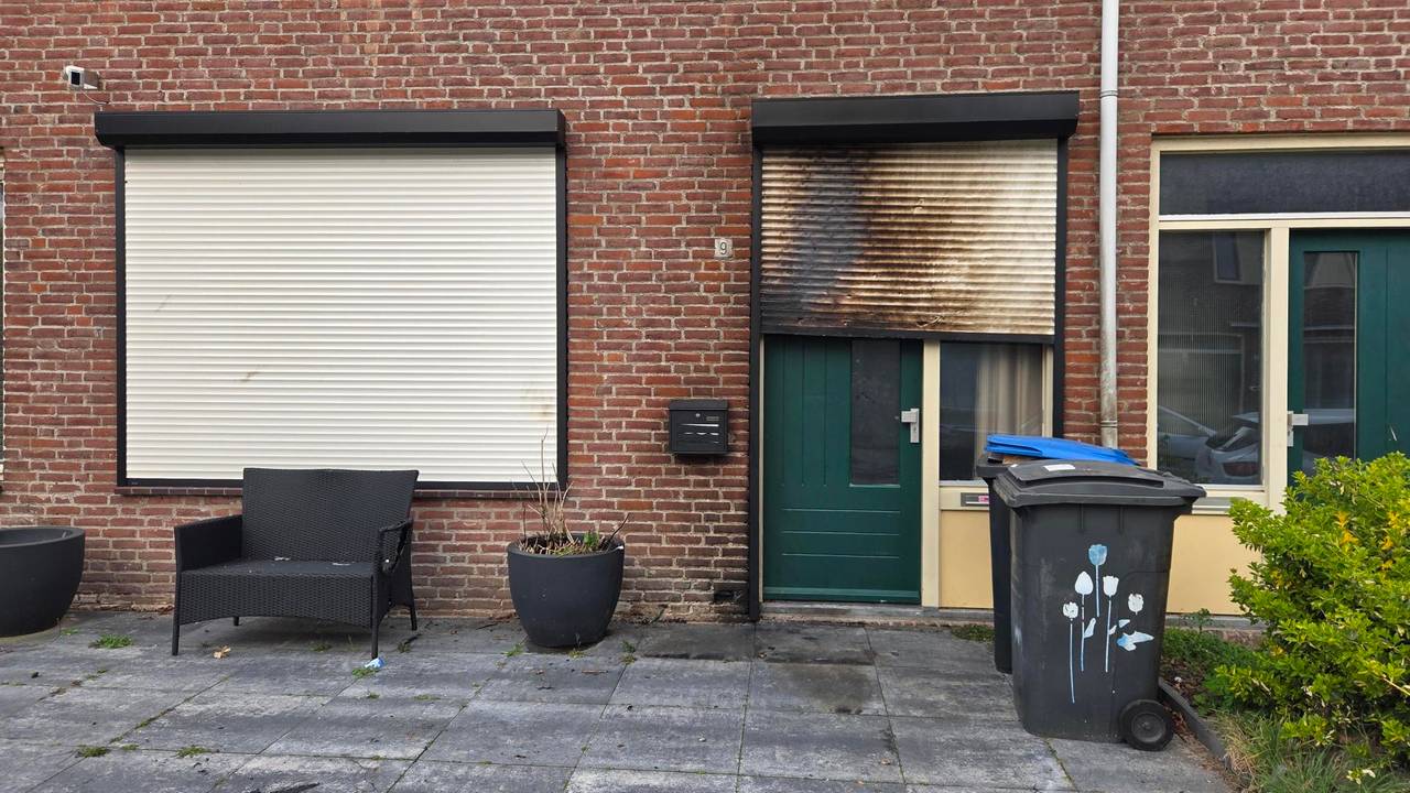 Explosie bij huis in Eindhoven (foto: Noël van Hooft).