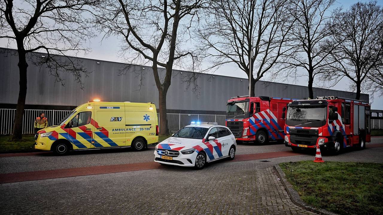 Het ging mis op de Swaardvenstraat in Tilburg (foto: Toby de Kort/Persbureau Heitink).