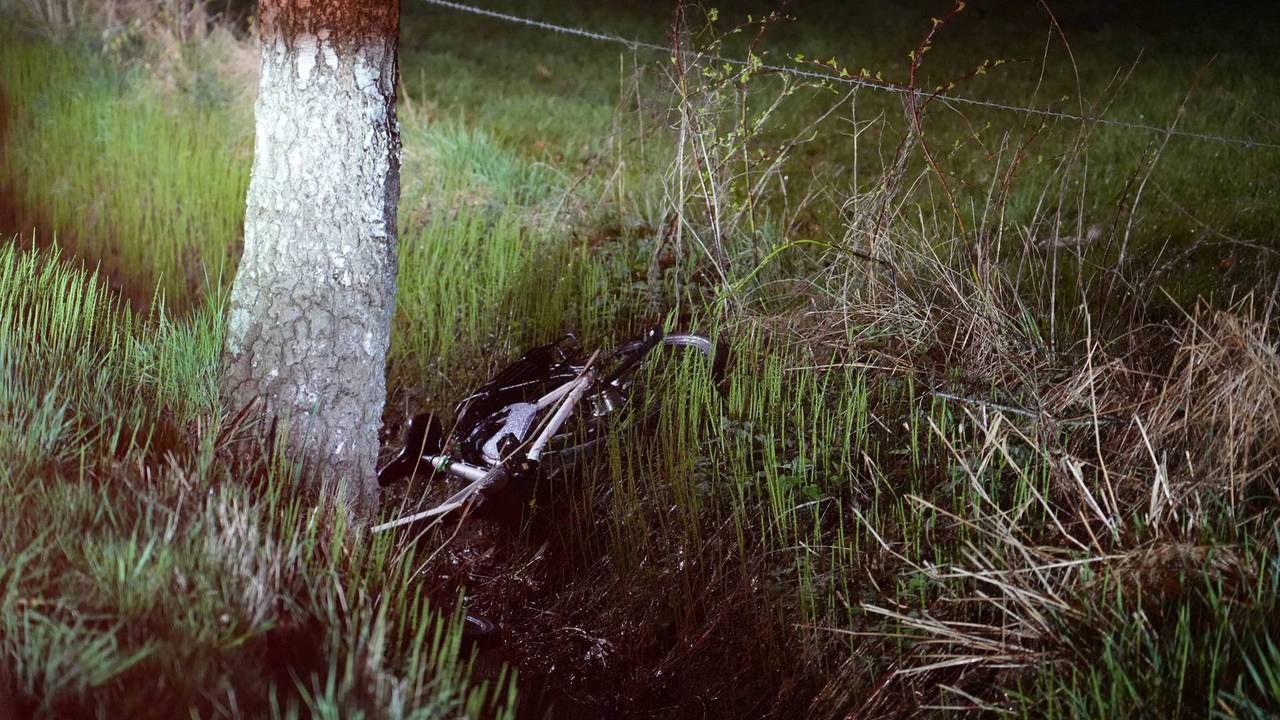 Een voorbijganger belde de hulpdiensten (foto: Jeroen Stuve / Persbureau Heitink).