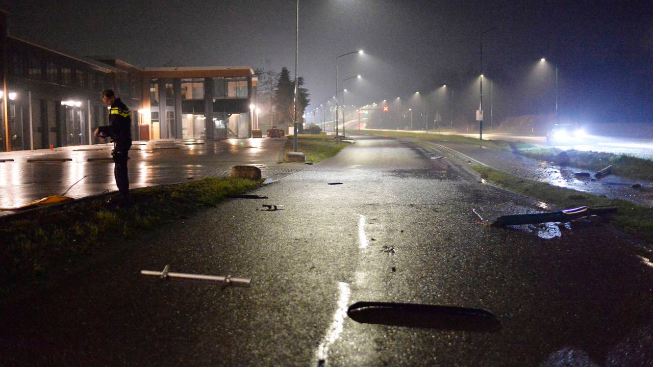 Hoe het mis kon gaan op de Nieuwe Bredasebaan in Breda wordt onderzocht (foto: Perry Roovers/Persbureau Heitink).