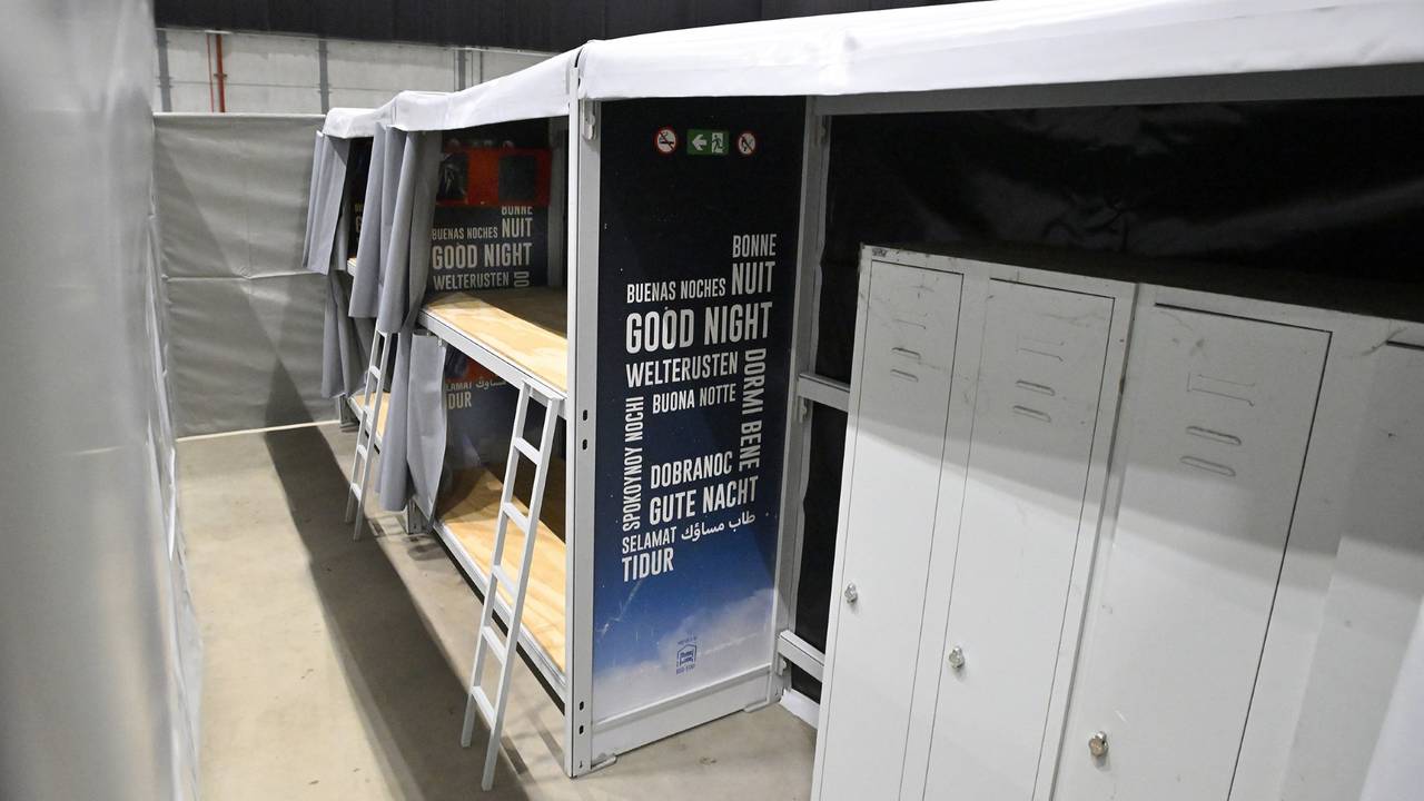 Het gaat om een sobere opvang die bestaat uit bed, brood en gemeenschappelijke sanitaire voorzieningen (foto: Erald van der Aa).