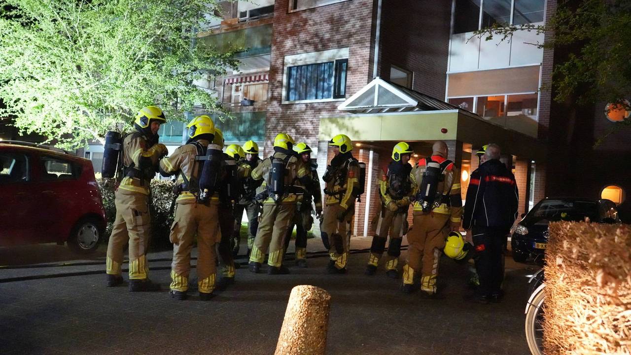 Grote brand in appartementencomplex (foto: Jeroen Stuve / Persbureau Heitink).