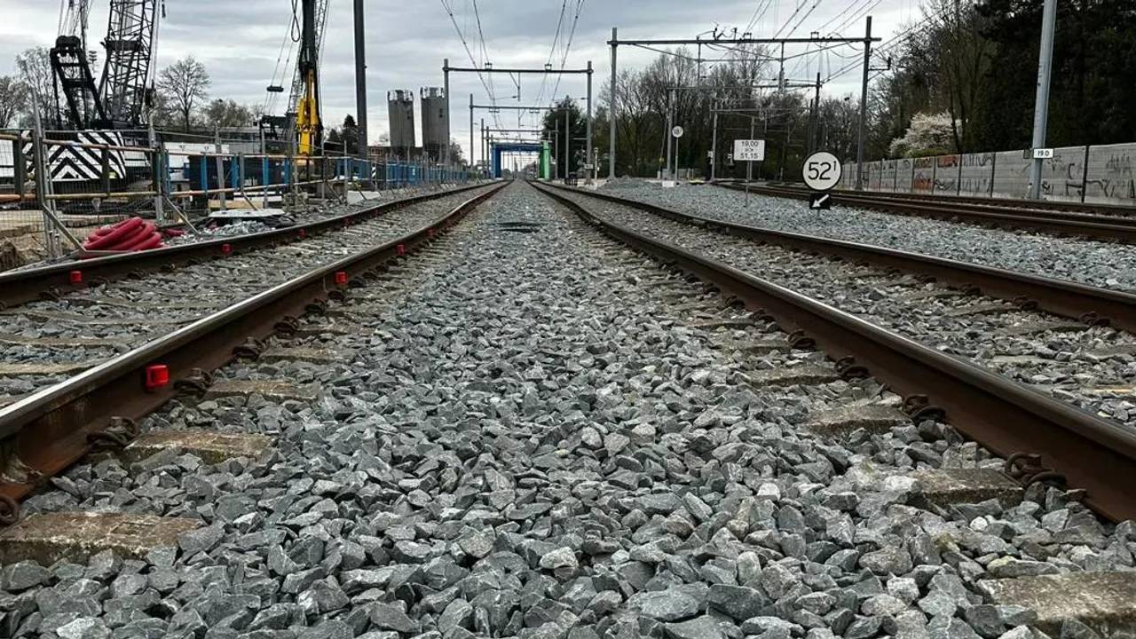 Spoor bij Vught verzakt (foto: ProRail).
