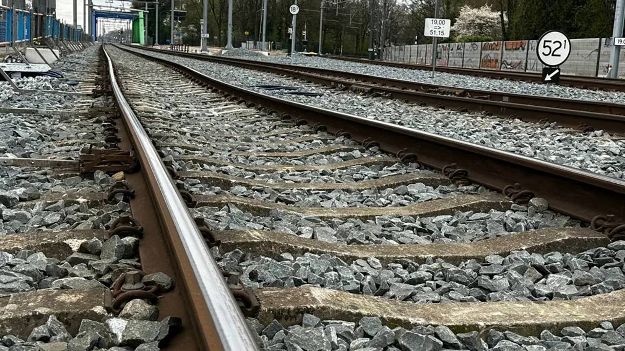 Spoor bij Vught verzakt (foto: ProRail).