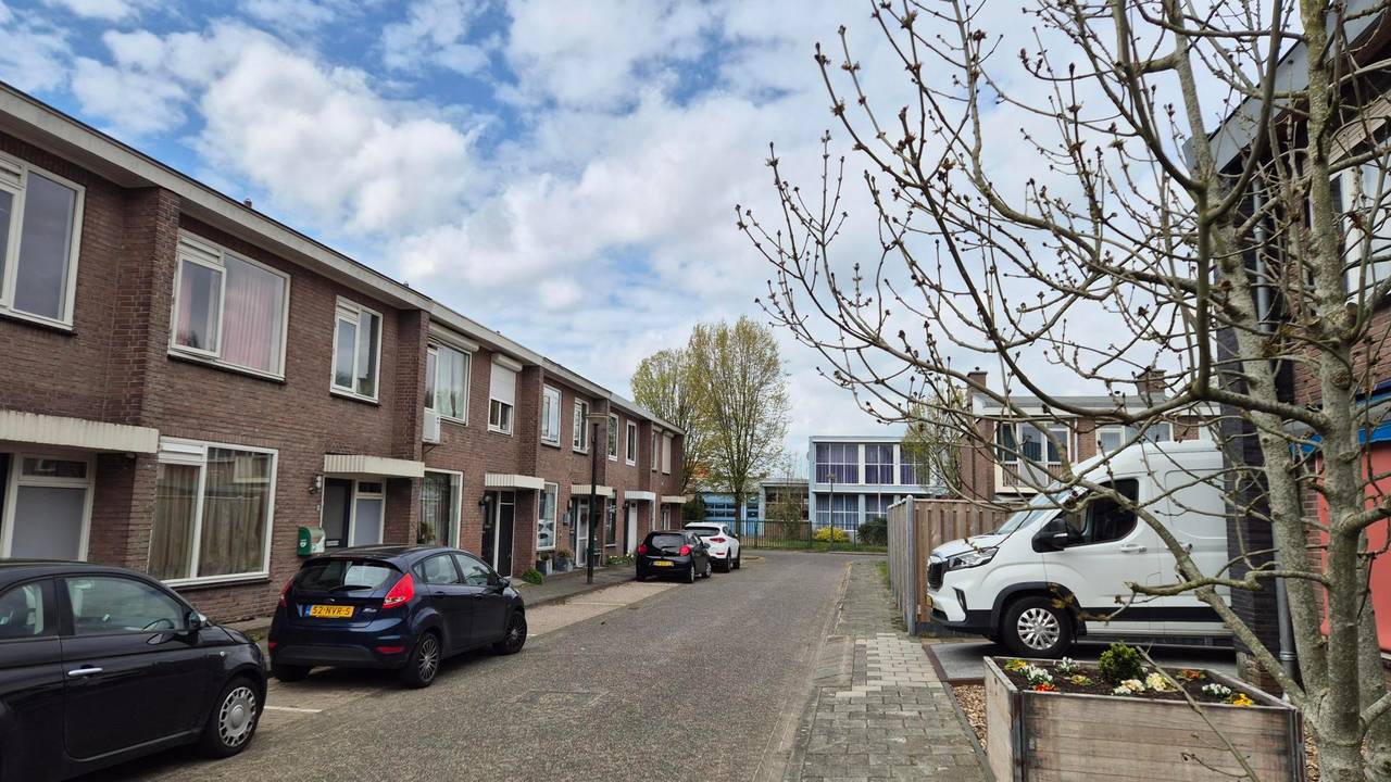 De man drong huizen binnen in de Asterstraat in Sint-Michielsgestel (Foto: Niek de Bruijn).