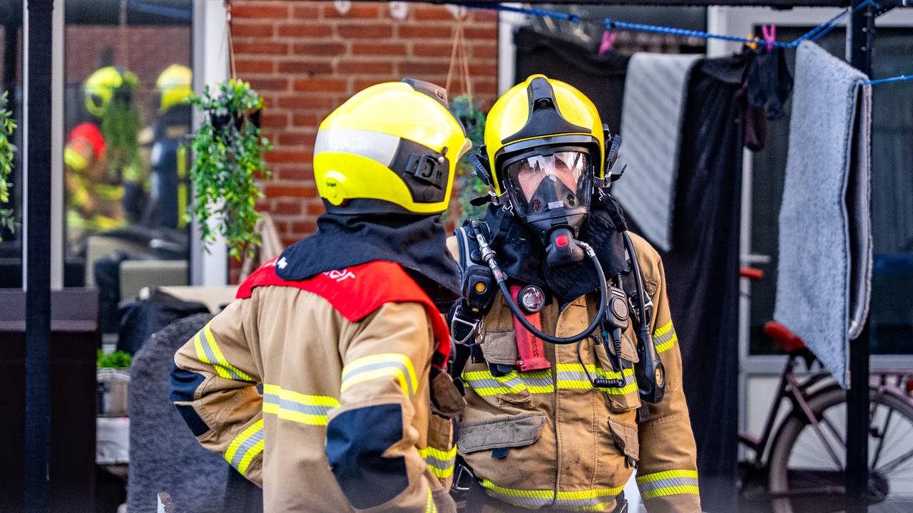 Brand in schuur in Grave, spullen nageblust in tuin