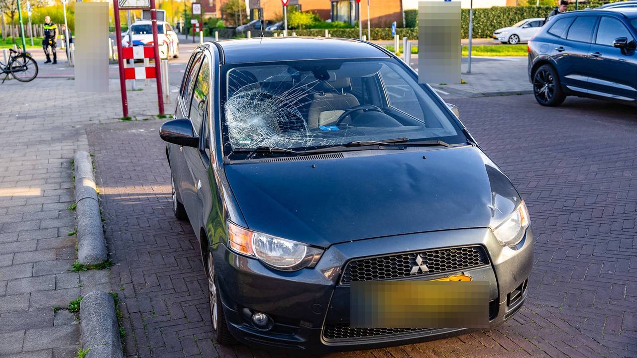 Fietser gewond door aanrijding op kruising in Berghem