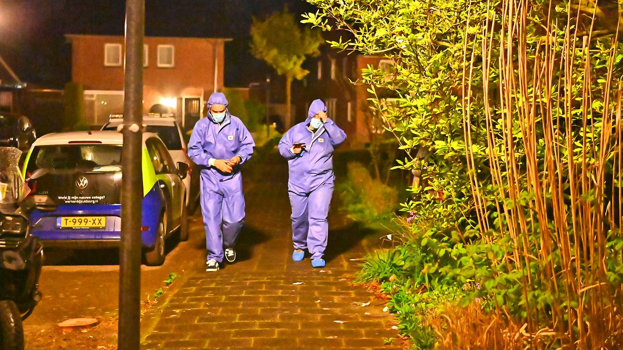 'Polonaise aan agenten' door straat in Duizel vanwege drugsonderzoek