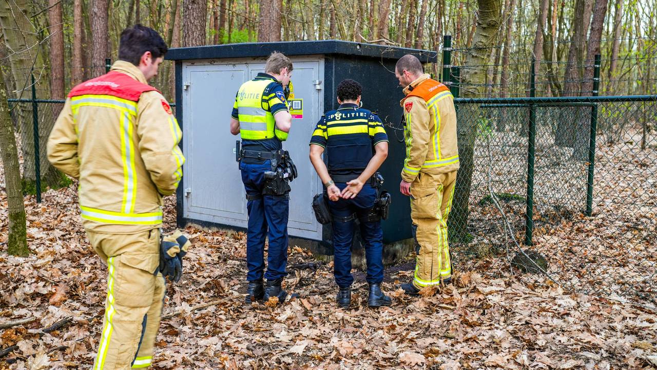 Brand bij stroomkast in bossen bij Mierlo