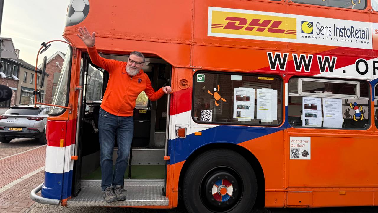 Henk van Beek heeft er zin in! De Oranjebus vertrekt woensdagochtend naar Texas (foto: Jan Peels).