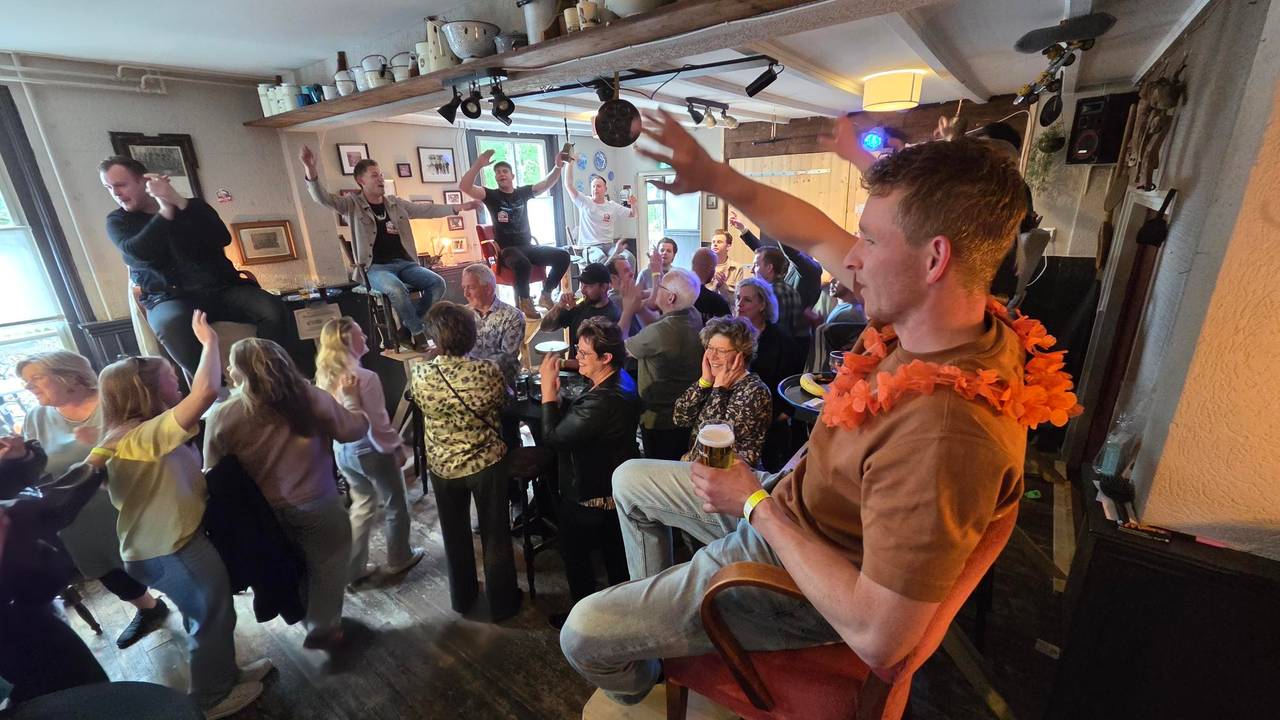 Laatste uurtje bij het 24 uur paalzitten (foto: Omroep Brabant).