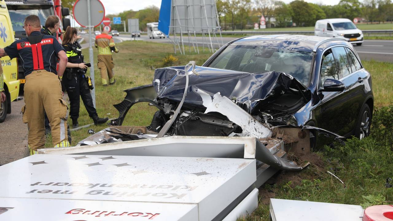 WEB_112_AUTO_BORD_A58