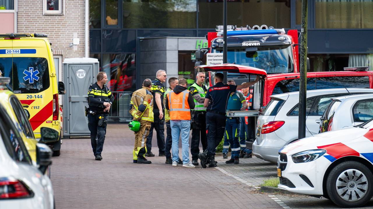 Vreemde lucht geroken bij woonzorgcentrum (foto: Tom van der Put / Persbureau Heitink). 