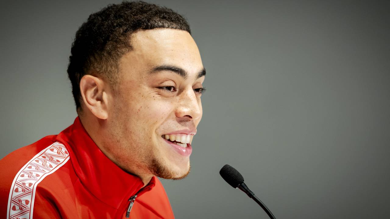 Sergiño Dest verwacht komend seizoen niet meer voor PSV te voetballen (foto: ANP).