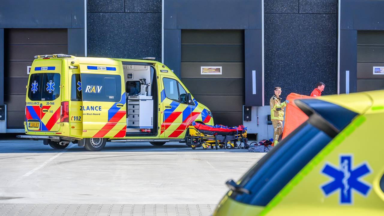 Zwaargewonde bij transportbedrijf DSV in Moerdijk