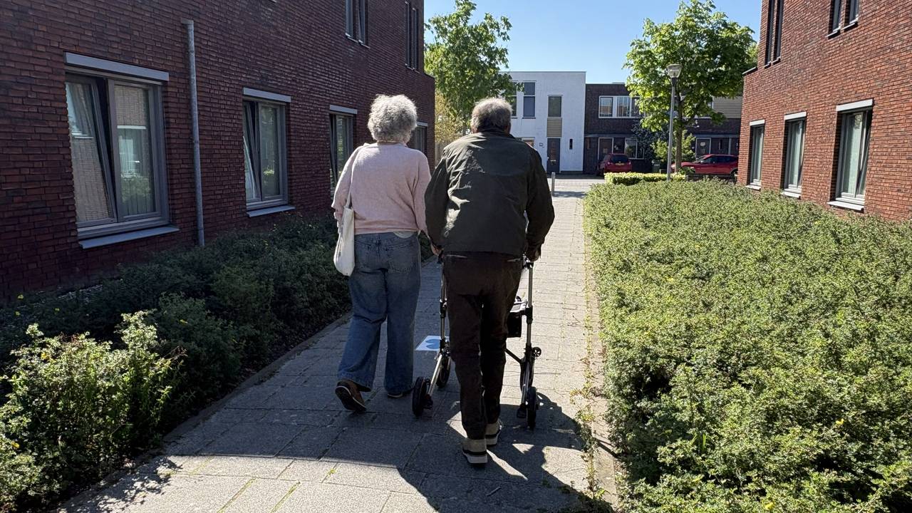 De nieuwe wandelroute werd woensdag voor het eerst in gebruik genomen (foto: Karin Kamp).