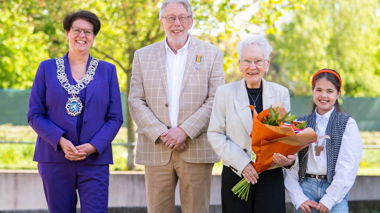 De lintjesregen in Valkenswaard (foto: Roel van Moorsel)