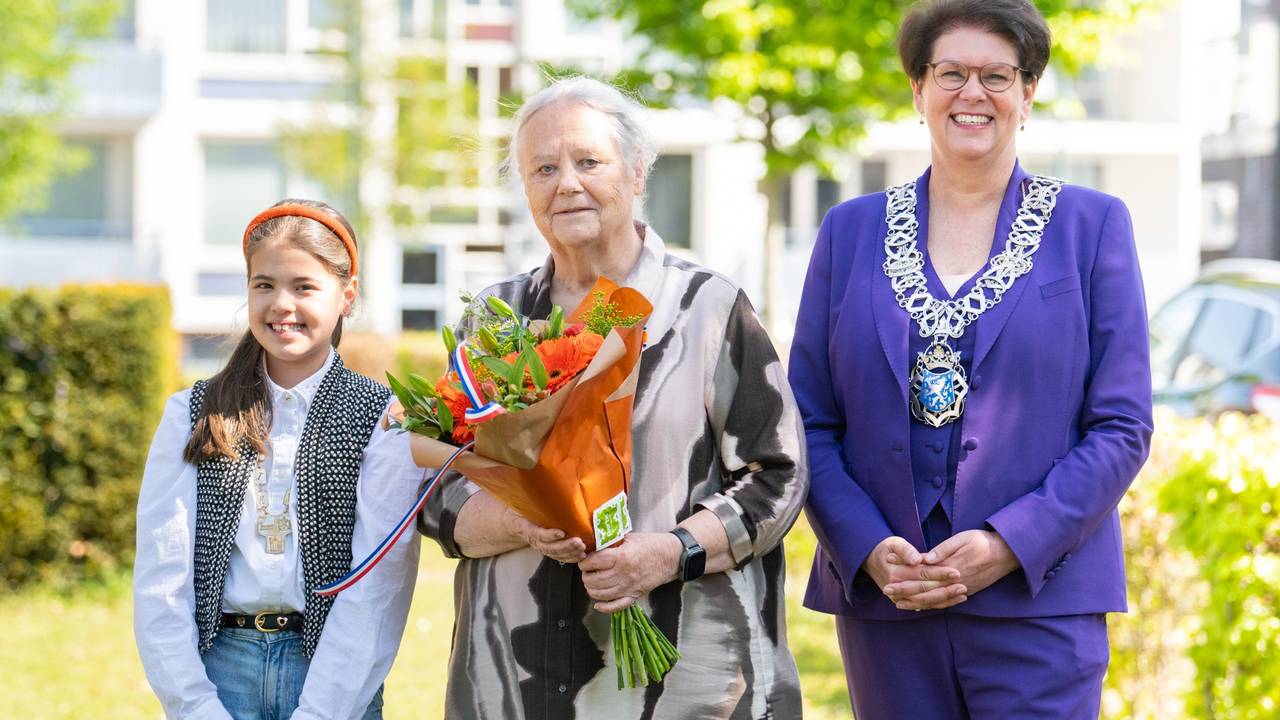 De lintjesregen in Valkenswaard (foto: Roel van Moorsel)