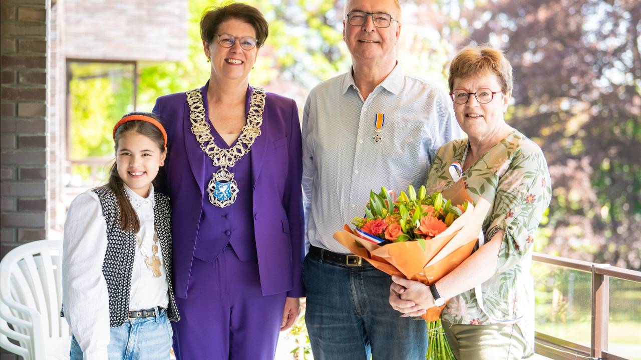 De lintjesregen in Valkenswaard (foto: Roel van Moorsel)