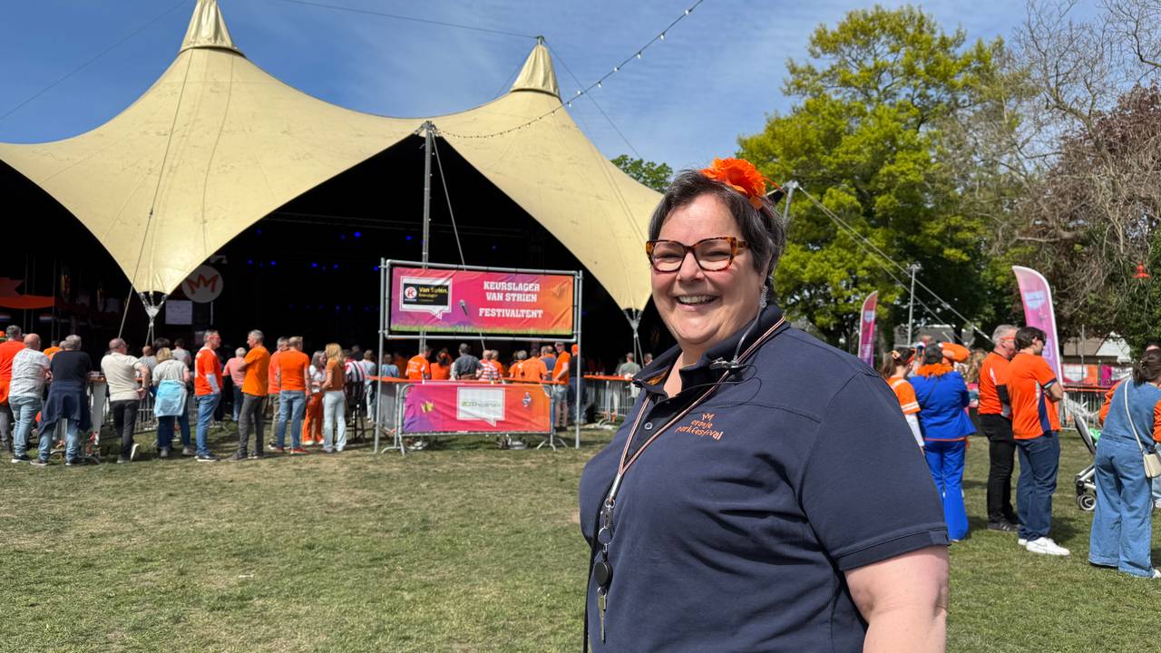 Brenda van Loon op het Oranjeparkfestival (foto: Manon Snoeren).