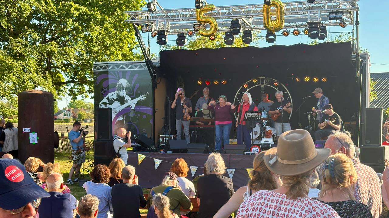 Veulpoepers vieren 50 jaar met feest in Berkel-Enschot.