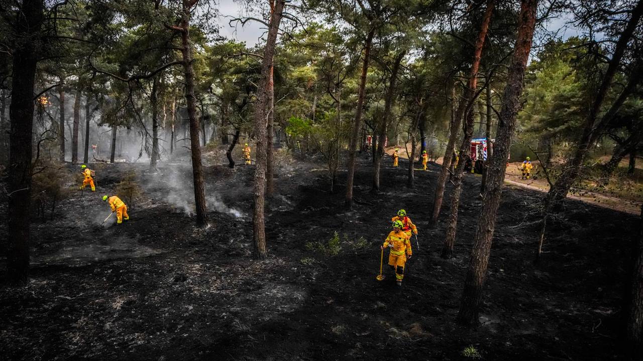 De handcrews aan het werk (foto: SQ Vision).
