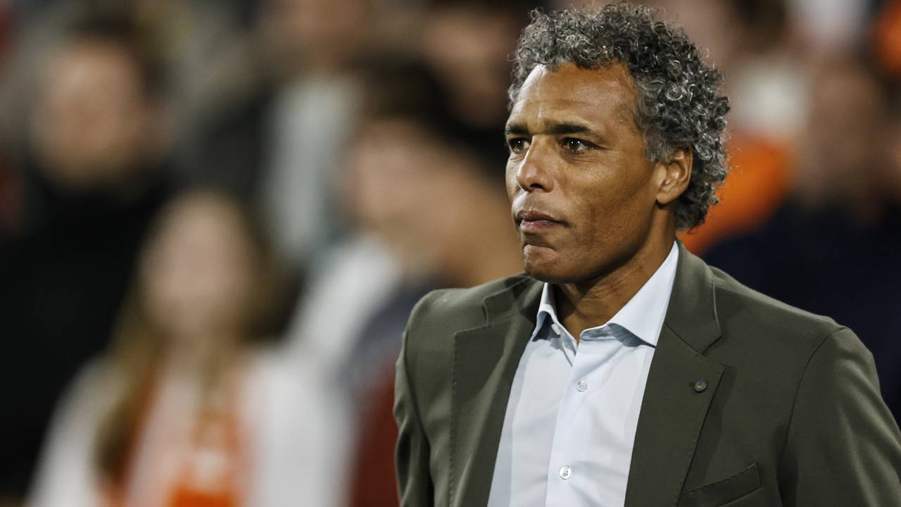 Pierre van Hooijdonk stopt bij NAC (foto: ANP).