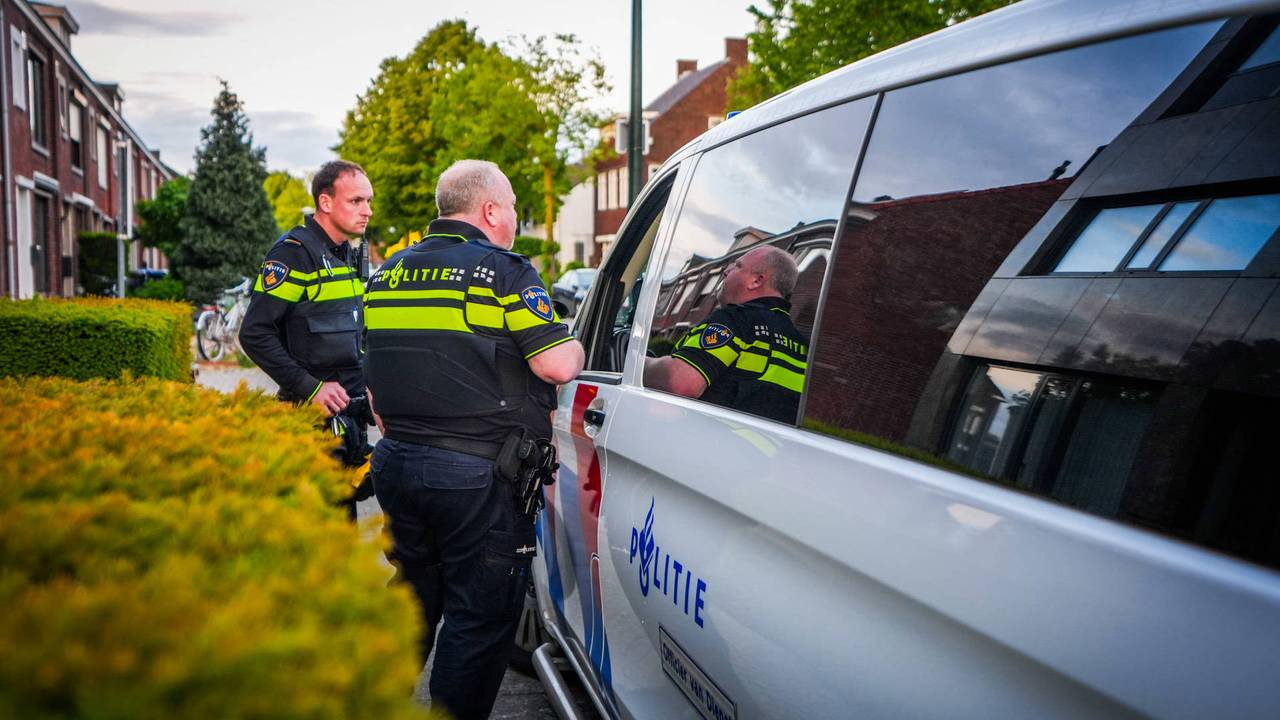 De politie doet momenteel onderzoek in twee horecazaken. (Foto: Persbureau Heitink.)