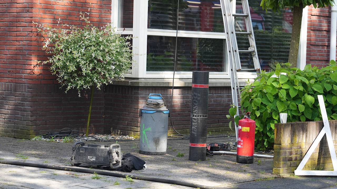 Brand in een huis in Oosterhout (foto: Jeroen Stuve/Persbureau Heitink).