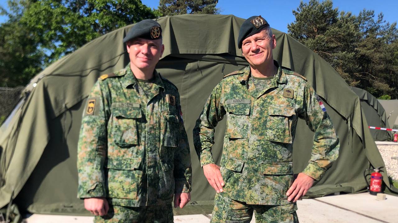 De generaals Stefan Linders (links) en Gert-Jan Kooij 