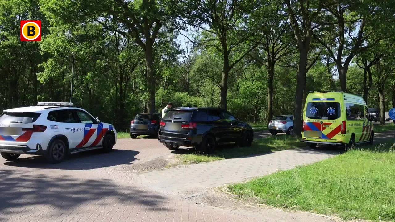 Ongeluk met twee auto's in Vorstenbosch