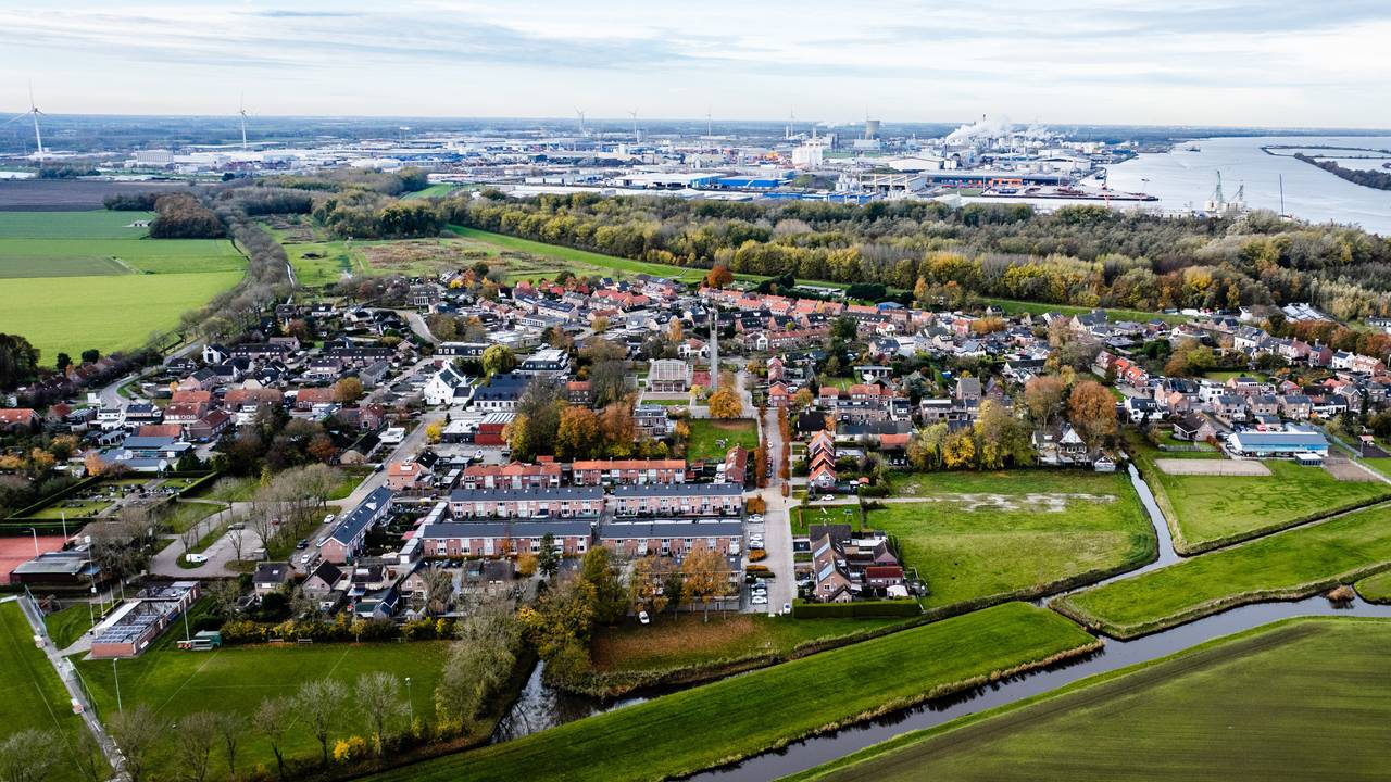 Het dorp Moerdijk (foto: ANP).