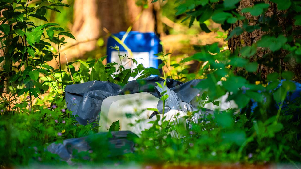 Opnieuw drugsafval gevonden, dit keer bij bospad in Schaijk