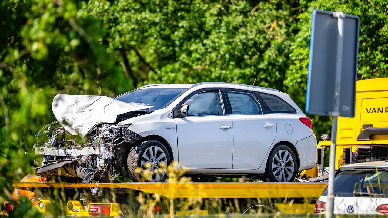 Drie auto's betrokken bij ongeluk op N277 bij Ravenstein