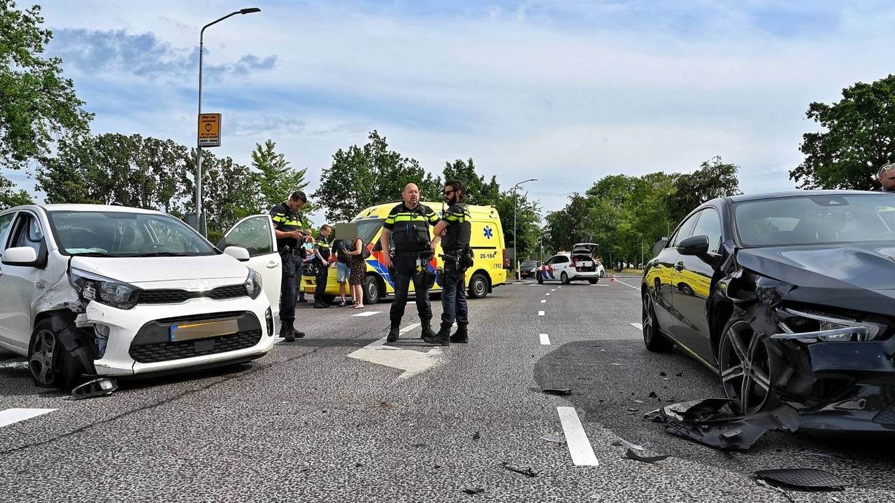 Botsing op N65 (foto: Toby de Kort / Persbureau Heitink).